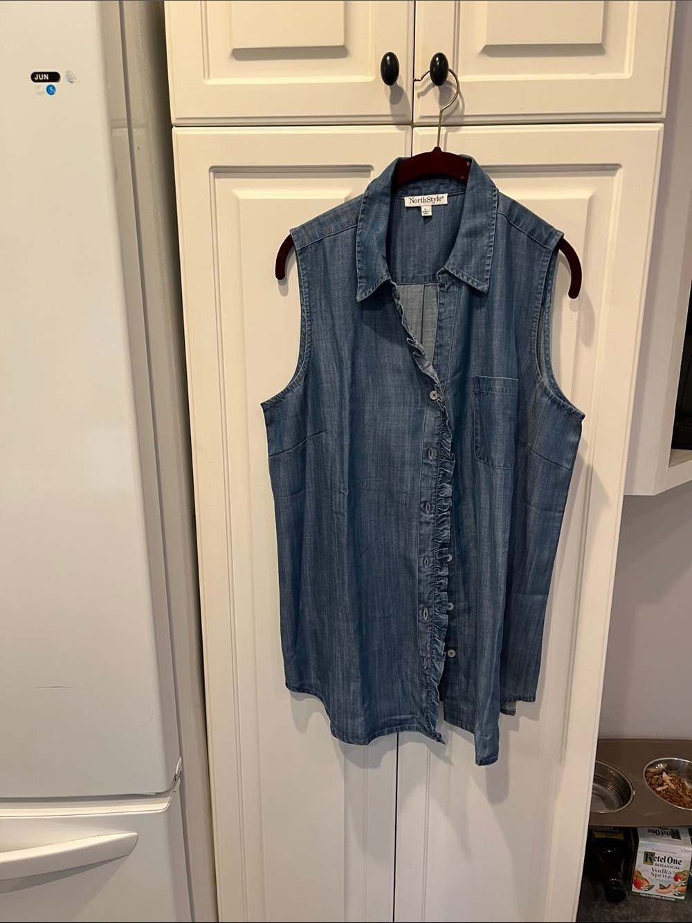 Jean Sleeveless Shirt Large